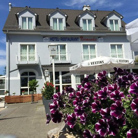 Hotel Restaurant Normandie Schildow ภายนอก รูปภาพ