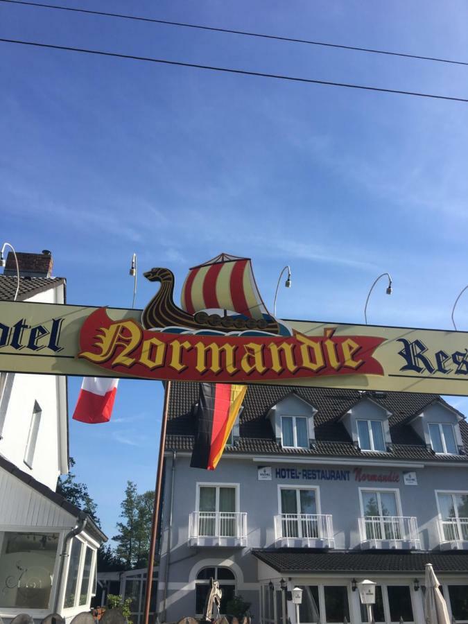 Hotel Restaurant Normandie Schildow ภายนอก รูปภาพ