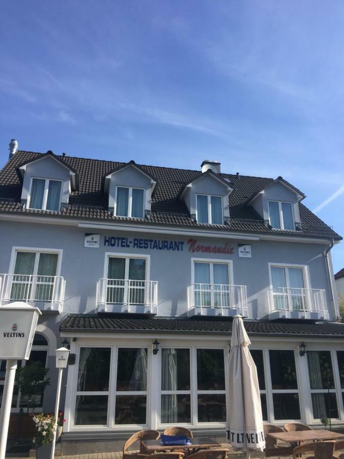 Hotel Restaurant Normandie Schildow ภายนอก รูปภาพ